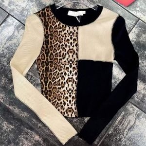 Leopard Print top Long sleeve, Day G brand, size L, Bicolor